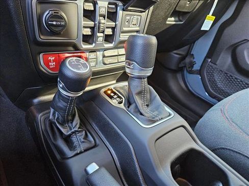 New 2026 Jeep Wrangler Unlimited Rubicon image 13