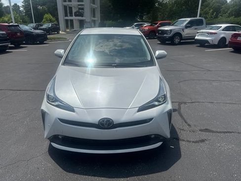 Used 2022 Toyota Prius Limited FWD image 9