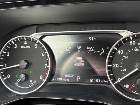 Used 2023 Nissan Pathfinder SL w/ SL Premium Package image 4