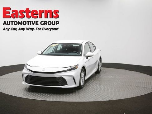 Used 2025 Toyota Camry LE FWD image 54