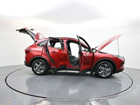 New 2026 Ford Escape ST-Line w/ Cold Weather Package FWD image 33