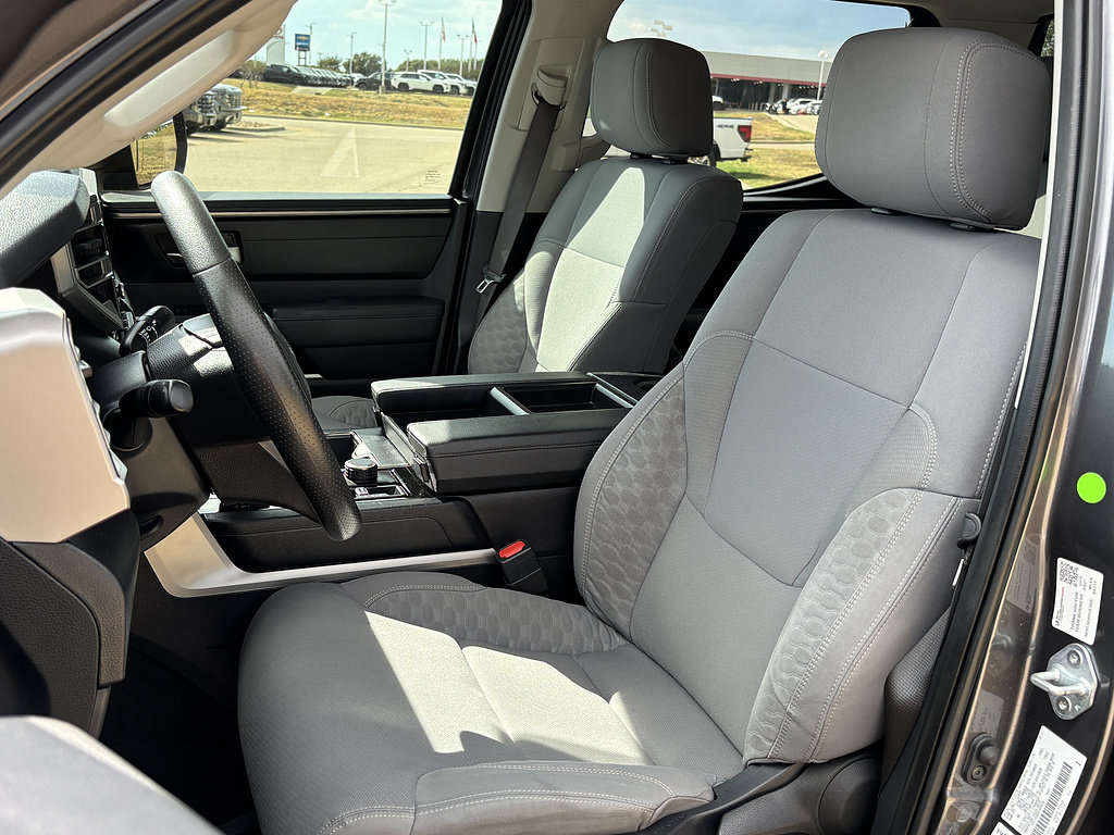 Used 2022 Toyota Tundra SR5 AWD/4WD image 12