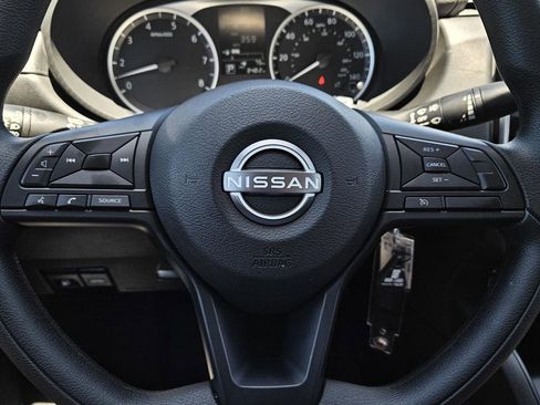 New 2025 Nissan Versa S w/ Trunk Package image 18