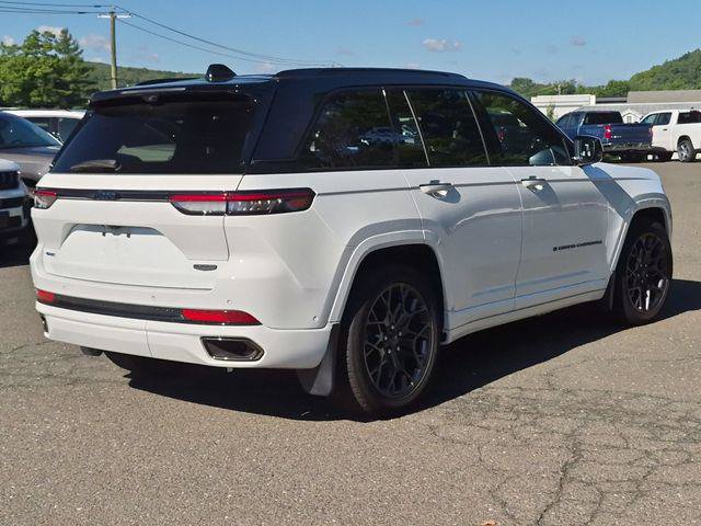 Certified 2024 Jeep Grand Cherokee Summit AWD/4WD image 5