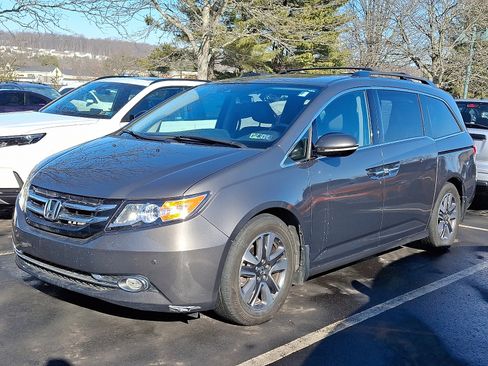 Used 2015 Honda Odyssey Touring image 3