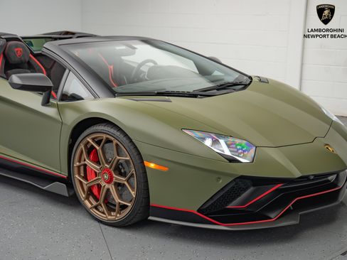 Used 2022 Lamborghini Aventador LP 780-4 Ultimae image 2