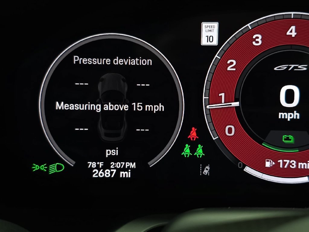 Certified 2025 Porsche 911 Carrera 4 GTS AWD/4WD image 14