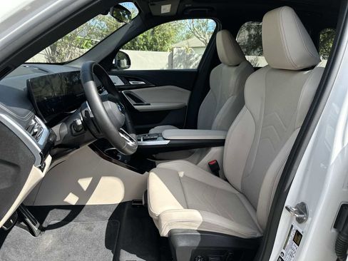 Used 2024 BMW X1 xDrive28i w/ Premium Package AWD/4WD image 15