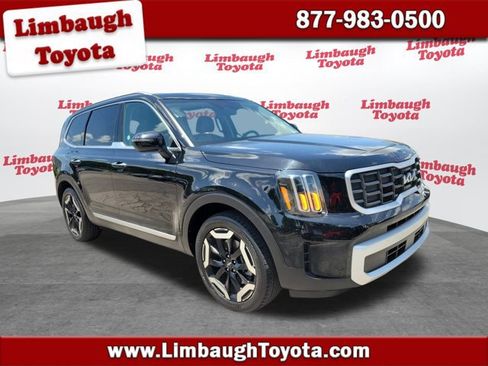 Used 2025 Kia Telluride S FWD image 1