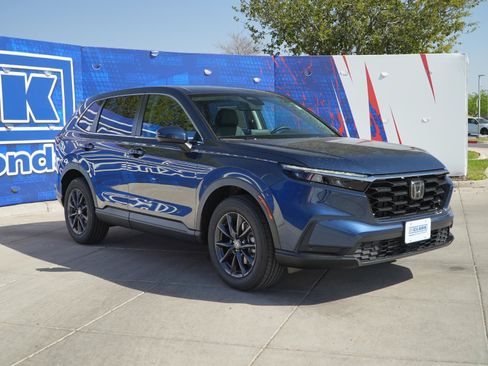 Used 2026 Honda CR-V EX-L image 3
