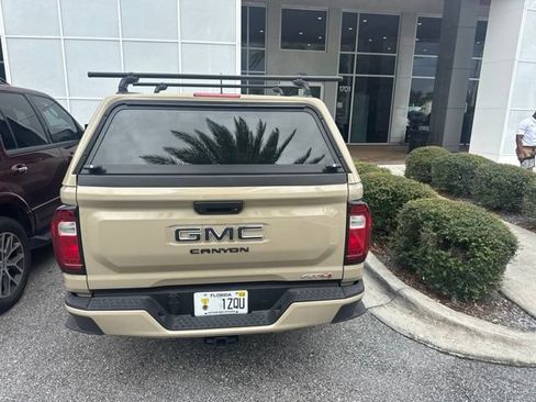 Used 2024 GMC Canyon AT4 AWD/4WD image 6
