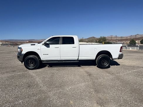 Used 2021 RAM 2500 Big Horn AWD/4WD image 5