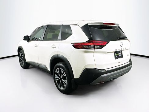 Used 2023 Nissan Rogue SV FWD image 5