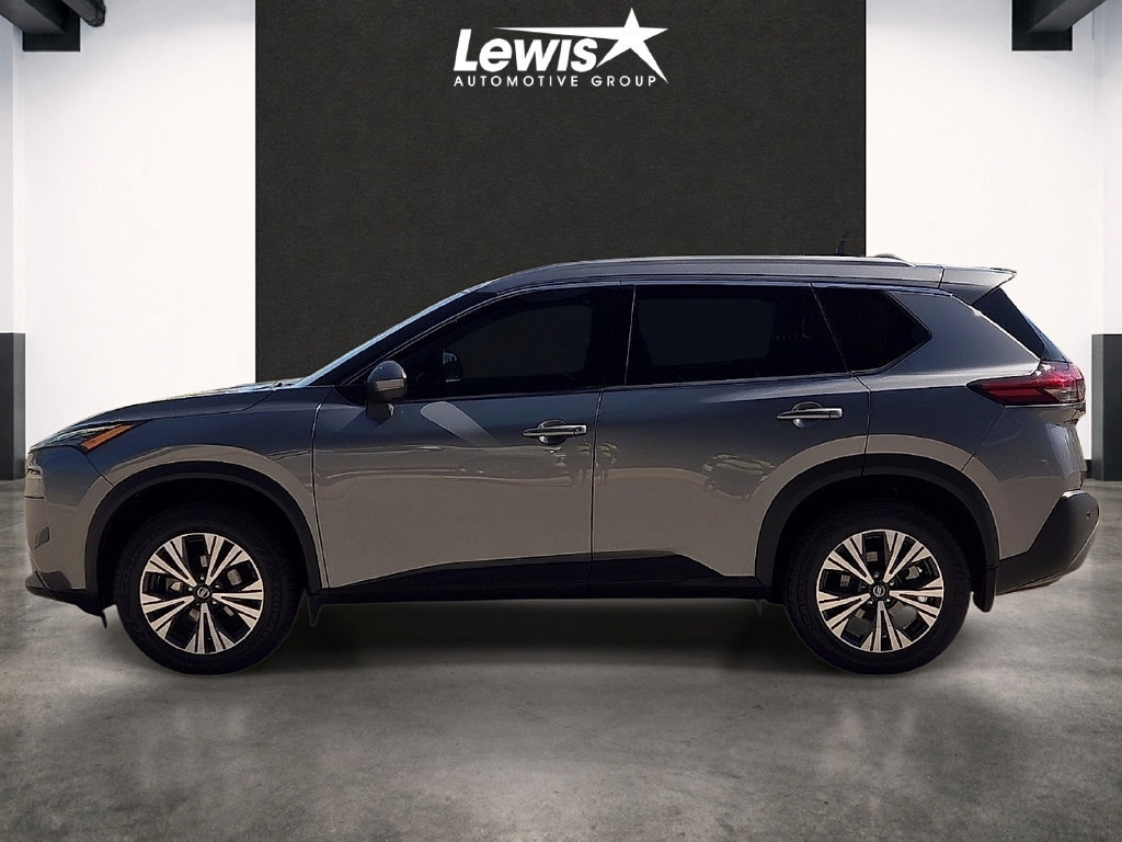 Used 2021 Nissan Rogue SV w/ Premium Package AWD/4WD image 2