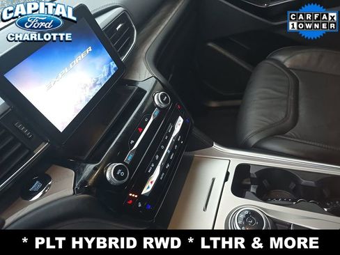 Used 2023 Ford Explorer Platinum w/ Class IV Trailer Tow Package RWD image 12