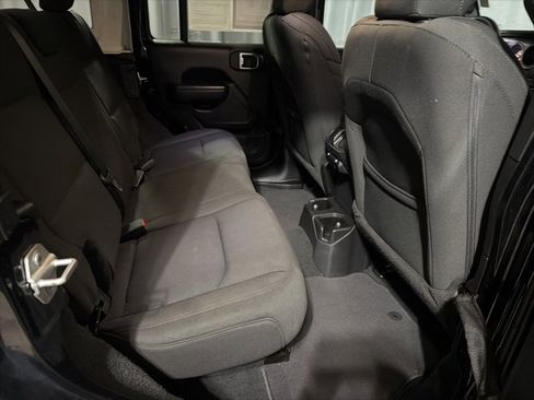 Used 2023 Jeep Wrangler Sport S image 16