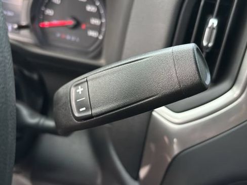 Used 2025 Chevrolet Silverado 1500 Custom RWD image 28