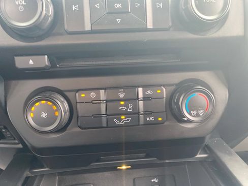 Used 2016 Ford F150 XL w/ Equipment Group 101A Mid AWD/4WD image 28