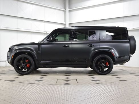 Used 2024 Land Rover Defender 130 X AWD/4WD image 4