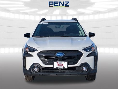 Certified 2025 Subaru Outback Premium image 2