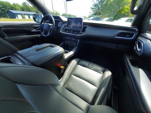 Used 2022 Chevrolet Tahoe RST w/ Luxury Package AWD/4WD image 11