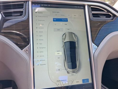 Used 2015 Tesla Model S 85D AWD/4WD image 17