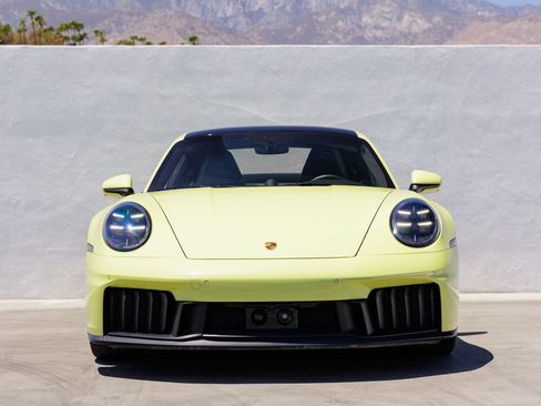 Certified 2025 Porsche 911 Carrera GTS RWD image 10