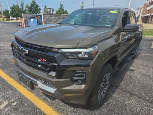 Used 2023 Chevrolet Colorado Z71 w/ Z71 Convenience Package 2 AWD/4WD image 7