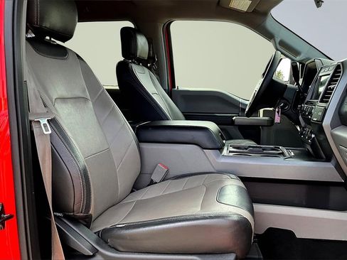 Used 2019 Ford F250 XLT w/ XLT Premium Package image 7