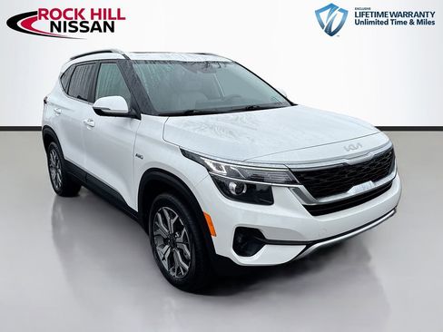 Used 2023 Kia Seltos EX image 1