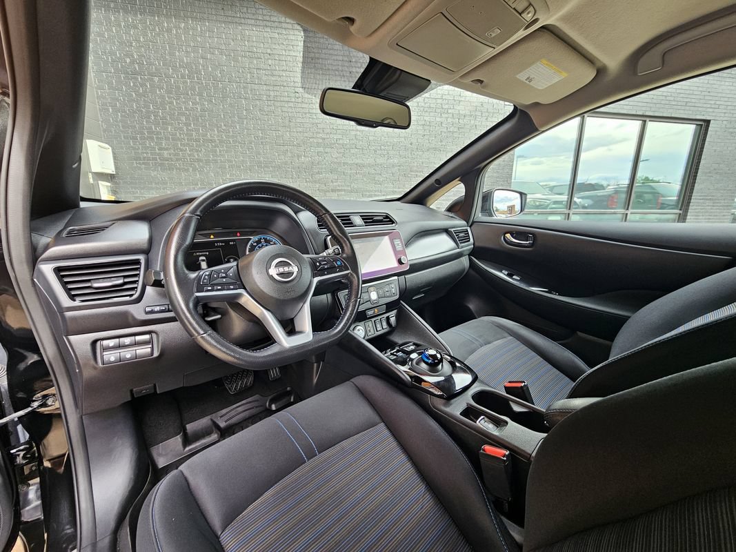 Used 2025 Nissan Leaf SV Plus FWD image 13