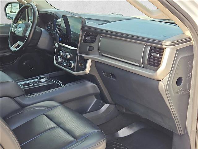 Used 2024 Ford Expedition XLT RWD image 21