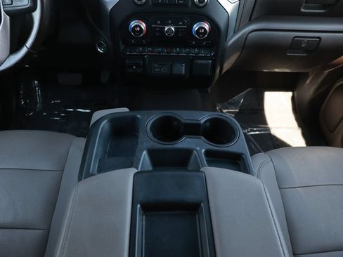 Used 2023 GMC Sierra 2500 SLT w/ Driver Alert Package I AWD/4WD image 33
