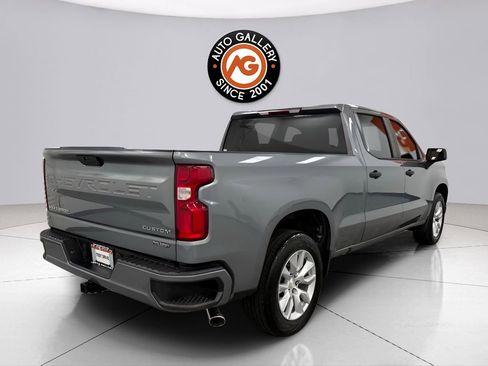 Used 2020 Chevrolet Silverado 1500 Custom w/ Custom Value Package image 7