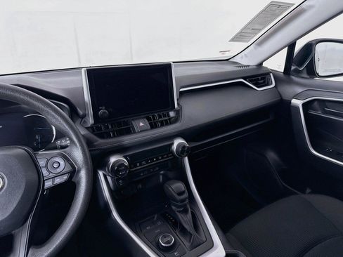 Certified 2025 Toyota RAV4 LE AWD/4WD image 30