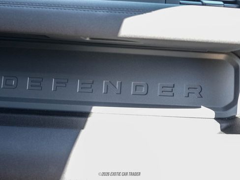 Used 2023 Land Rover Defender 90 X-Dynamic SE image 70