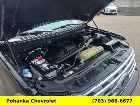 Used 2019 Ford Expedition XLT w/ Equipment Group 202A AWD/4WD image 34