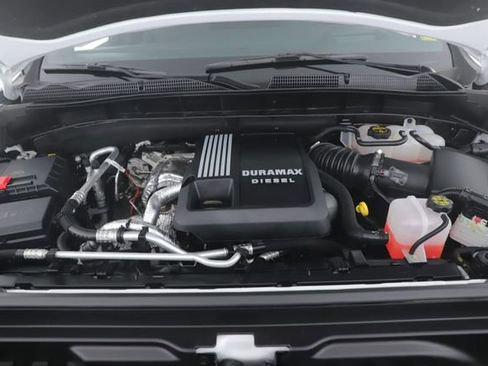 Used 2025 GMC Sierra 1500 AT4 w/ Technology Package AWD/4WD image 15