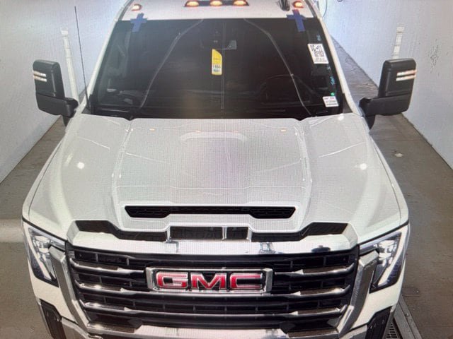 Used 2025 GMC Sierra 3500 SLE RWD image 5