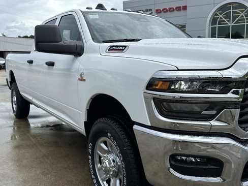 New 2026 RAM 2500 Tradesman w/ Chrome Appearance Group image 19