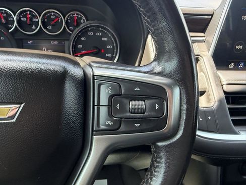 Used 2021 Chevrolet Suburban LT RWD image 47