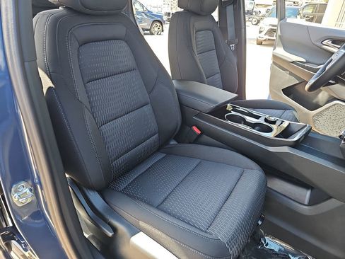 New 2026 Chevrolet Equinox LT image 10