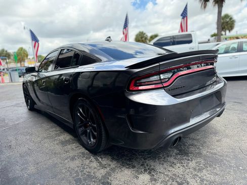 Used 2022 Dodge Charger Scat Pack w/ Plus Group RWD image 8