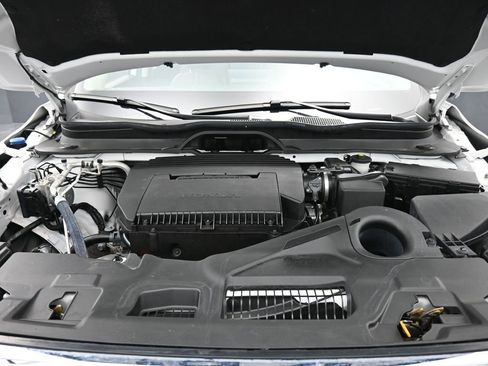 Used 2024 Honda Pilot LX image 40