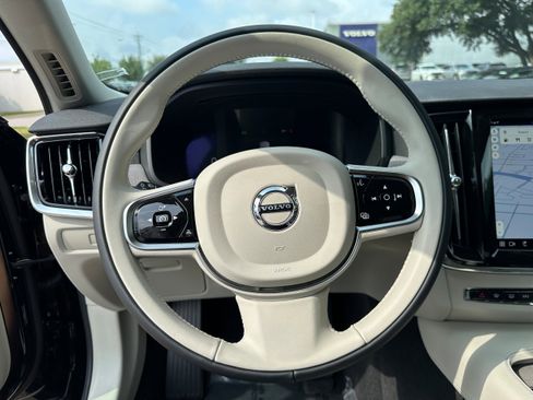 New 2025 Volvo V90 B6 Cross Country Plus w/ Protection Package Premier image 13