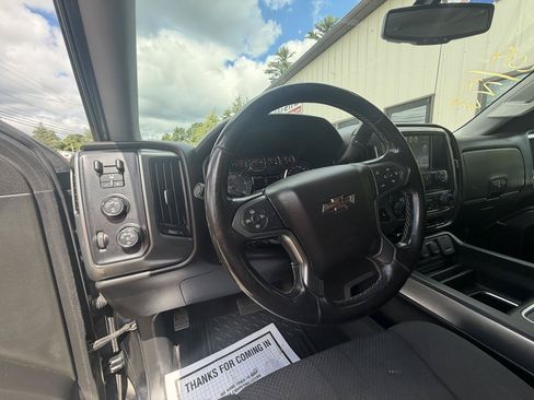 Used 2019 Chevrolet Silverado 1500 LT w/ All Star Edition AWD/4WD image 12