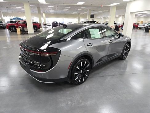 New 2026 Toyota Crown Platinum image 5