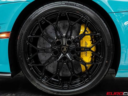 Used 2026 Lamborghini Temerario AWD/4WD image 21