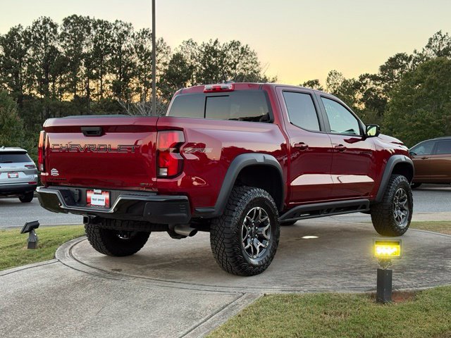 Used 2026 Chevrolet Colorado ZR2 w/ Technology Package AWD/4WD image 7