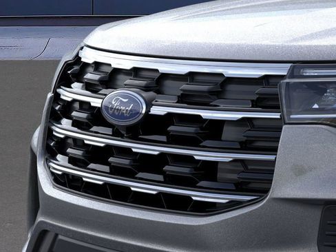 New 2026 Ford Explorer Active image 17